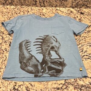 “Hatley” Blue Dinosaur Graphic Kids T-Shirt w/ Pocket, Size 6, EUC, 100% Cotton